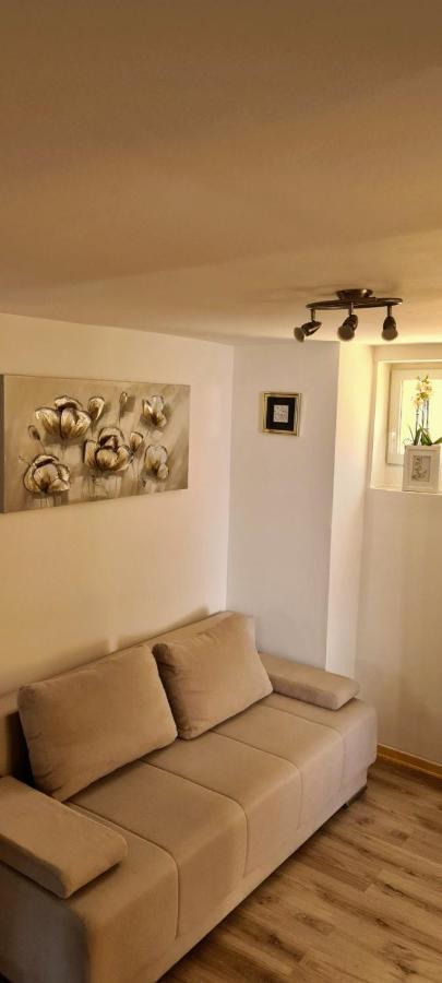 Apartment Mira バスカ エクステリア 写真